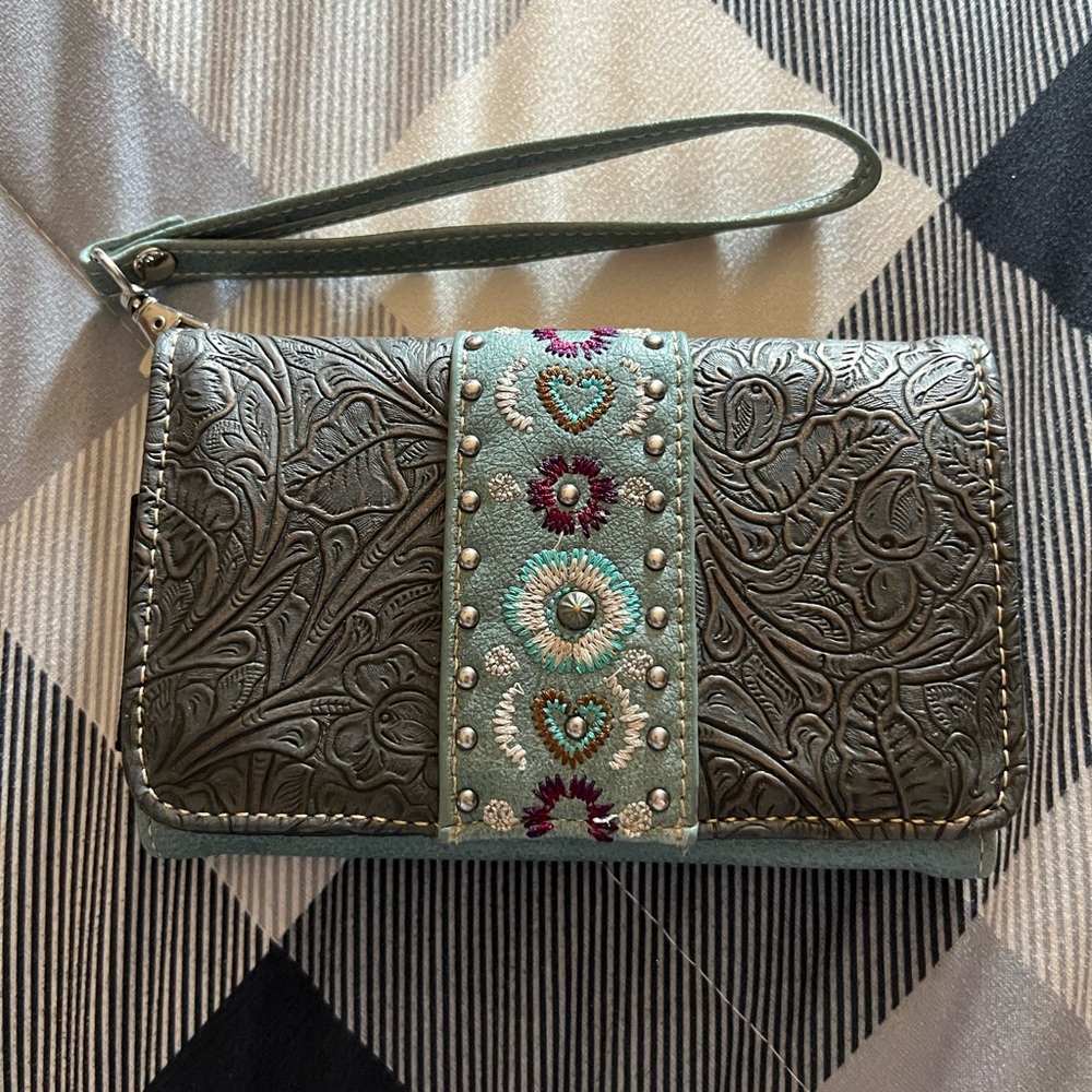 Cute wristlet wallet, mint green color